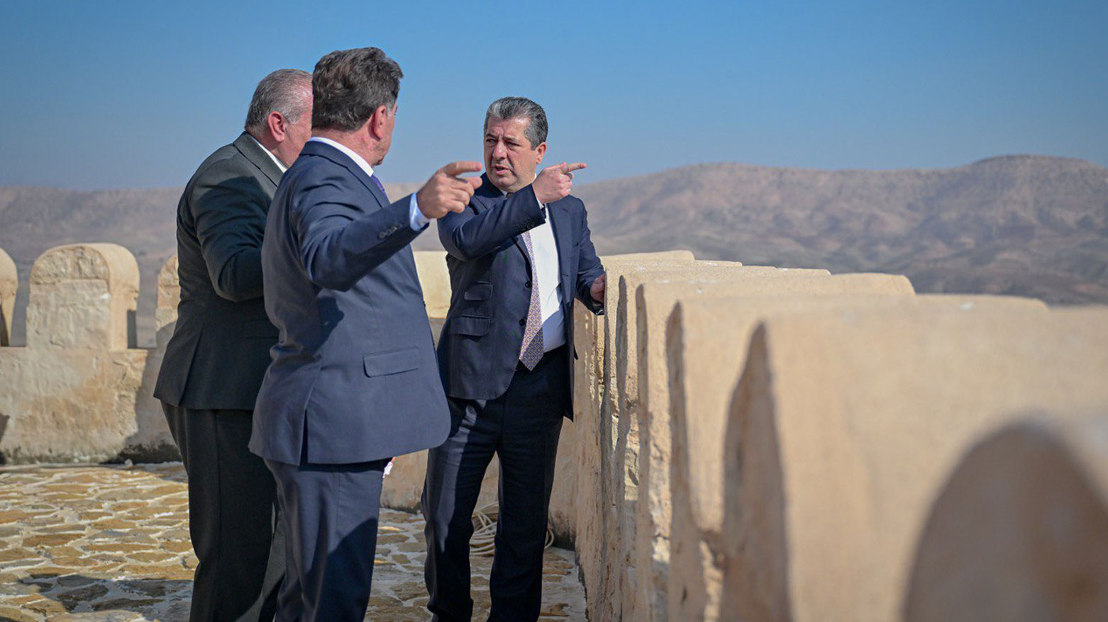 سەرۆک وەزیران قەڵای (دوین)ـی بەسەر کردەوە