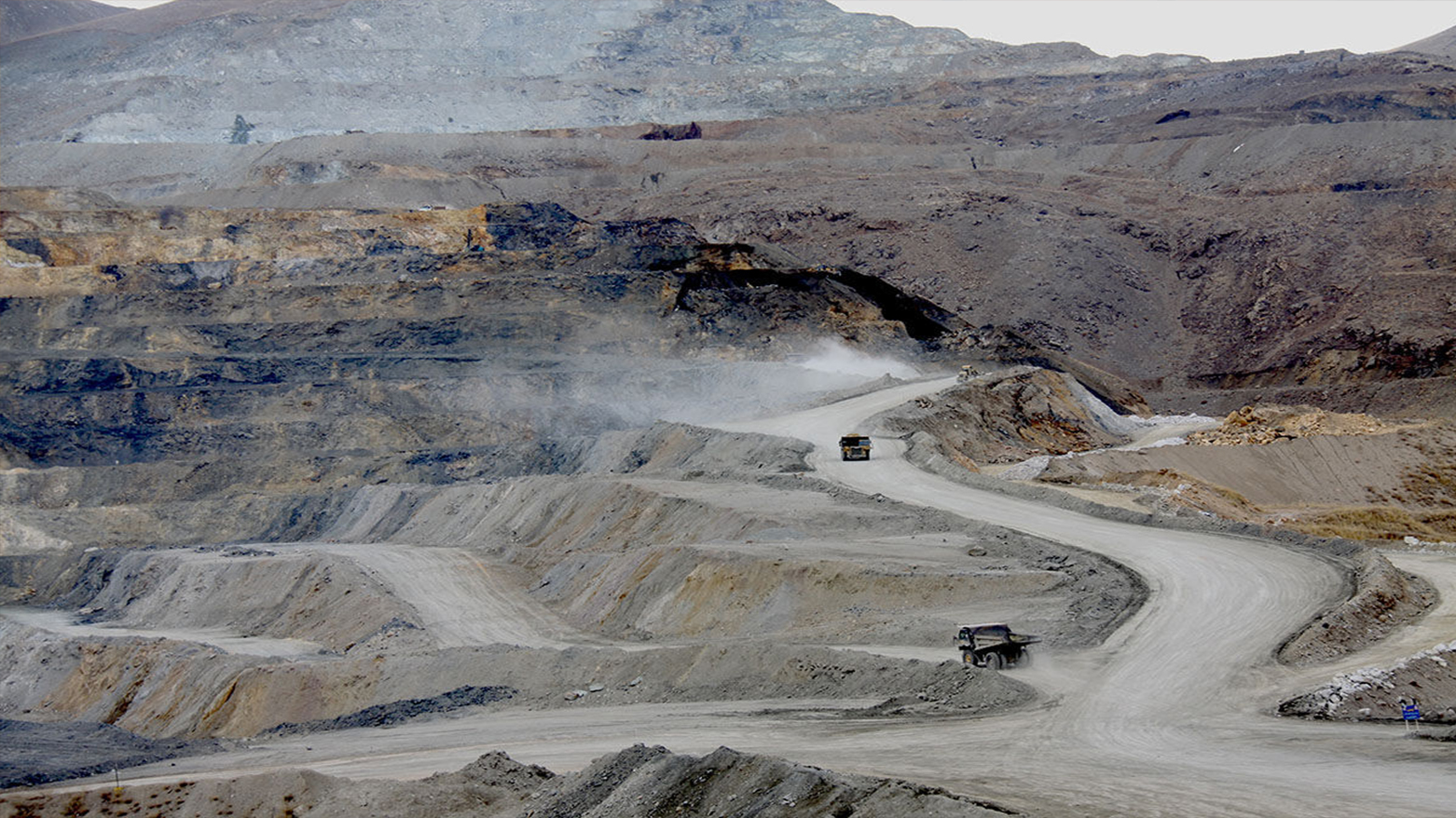 زێڕشۆرانی تکاب، پێشەنگی بەرهەمهێنانی زێڕ لە ئێراندا