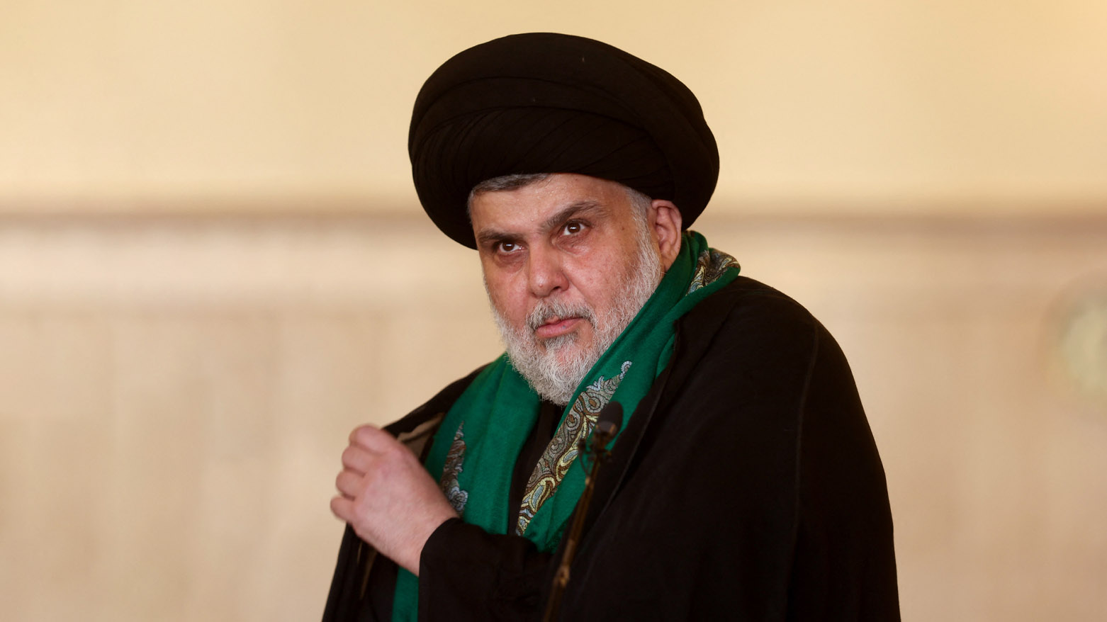 Sadr'dan destekçilerine "oy kullanmayın" çağrısı