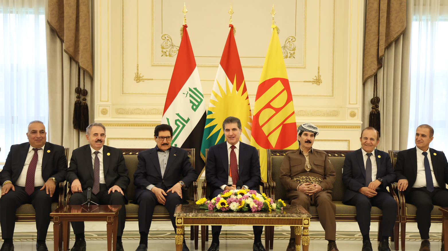 نێچیرڤان بارزانی لەگەڵ بەرپرسانی ڕێکخستنەکانی پارتی لە ئەورووپا کۆبووەوە