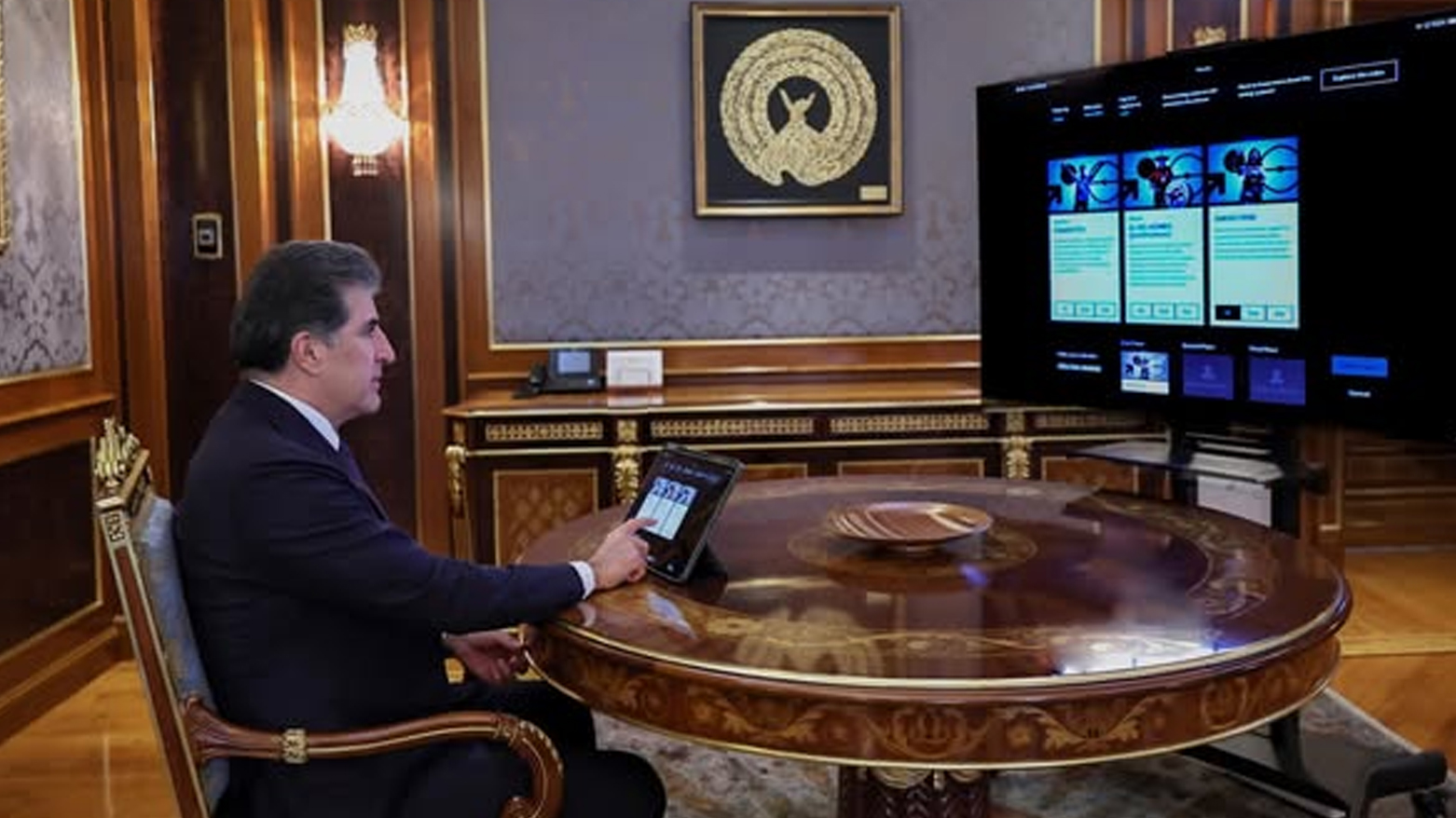 نێچیرڤان بارزانی بە ئۆنڵاین دەنگی بە هانده‌رانى يانه‌ى زاخۆ دا