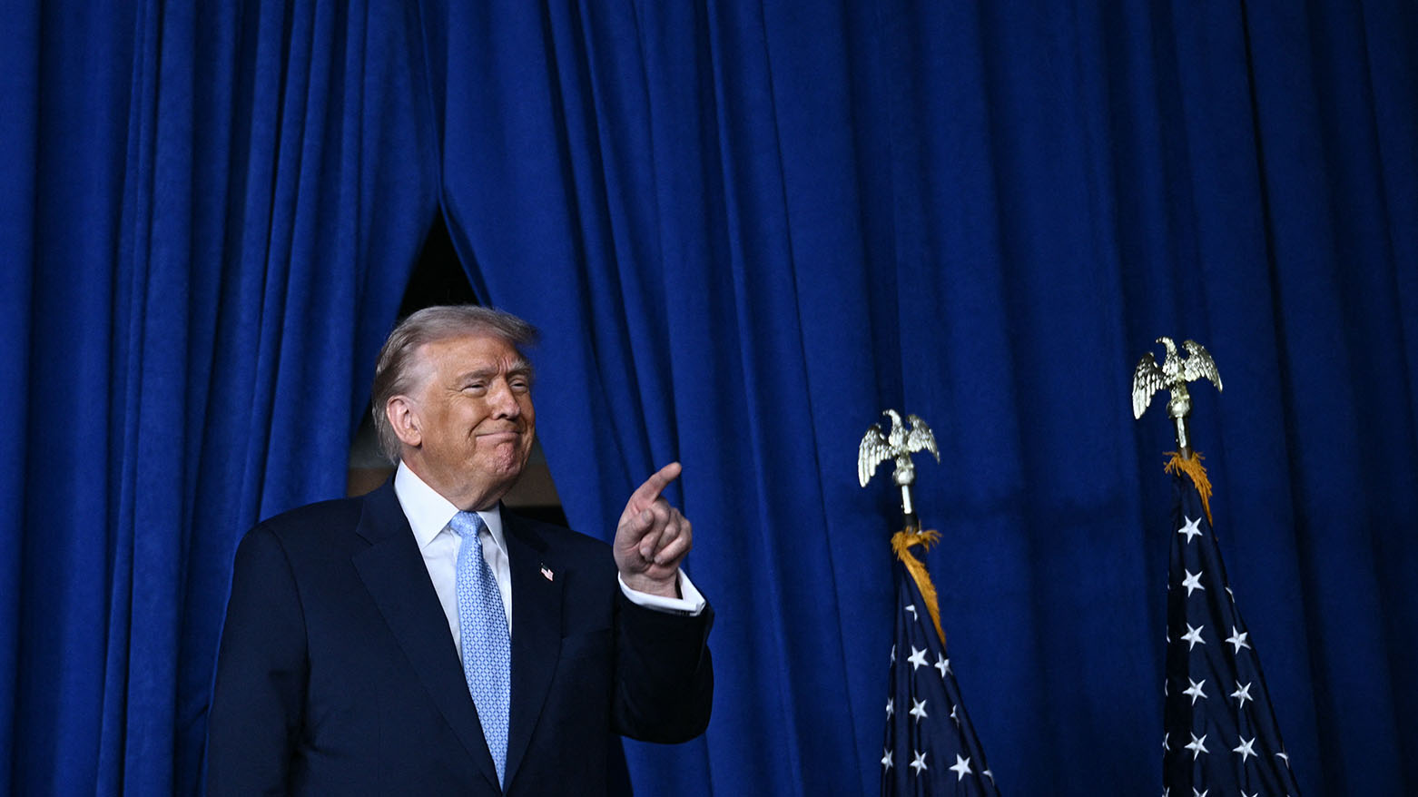 ترامب ومادورو مستعدان لإجراء محادثات مع تصاعد التوترات في فنزويلا