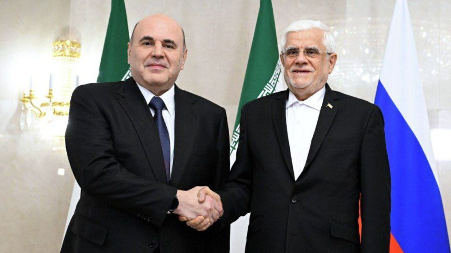 معاون اول رئیس‌جمهور ایران و نخست‌وزیر روسیه بر گسترش همکاری‌های راهبردی تأکید کردند