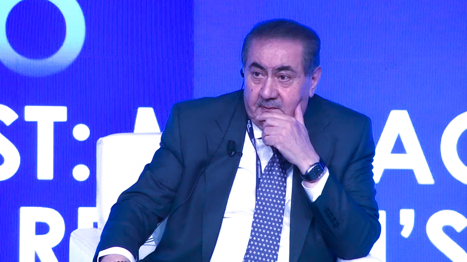 هۆشیار زێباری: پێویستە عێراق پاشکۆی هیچ وڵاتێک نەبێت