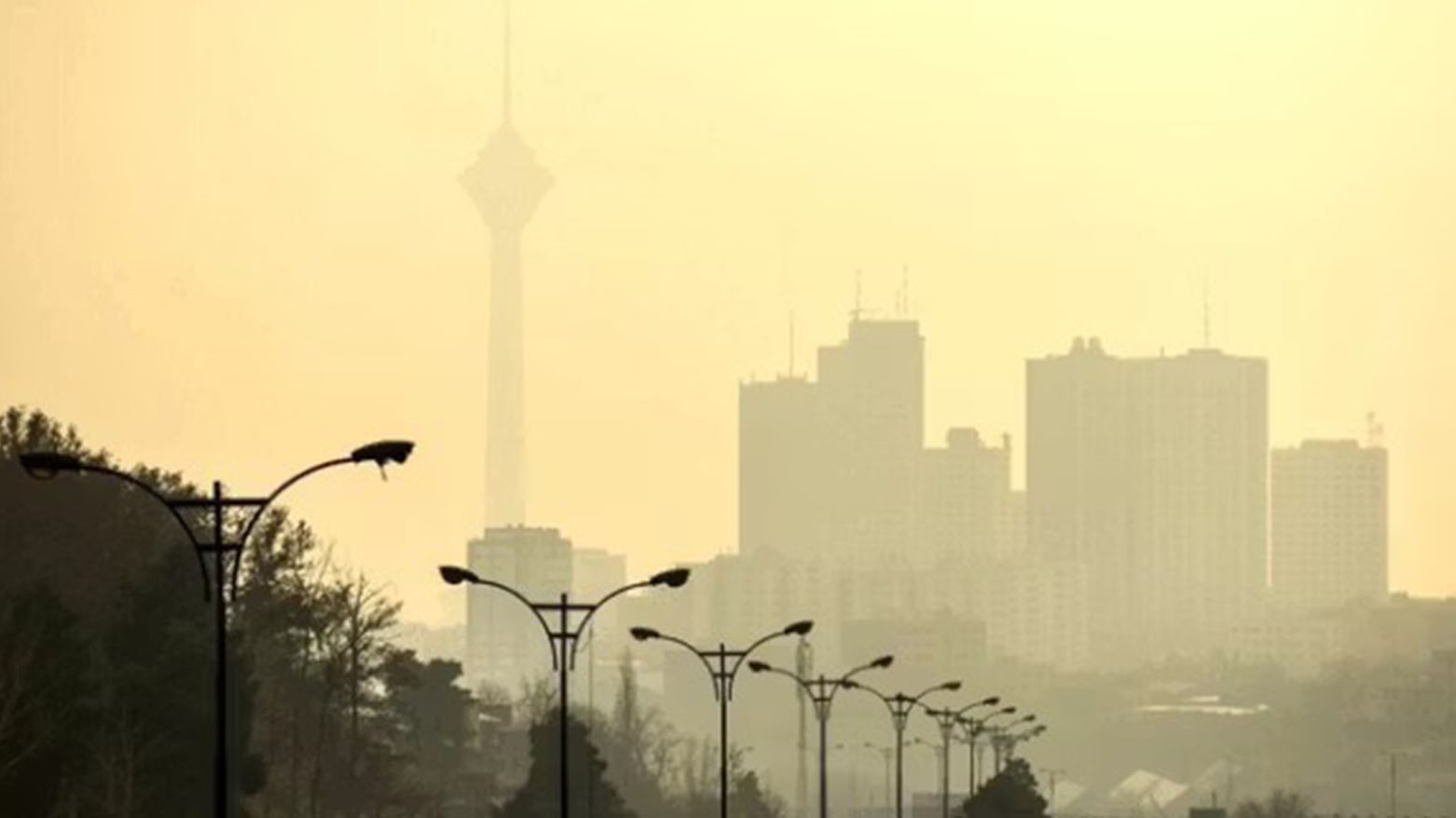 تلوث الهواء في إيران يبلغ مستويات خطيرة