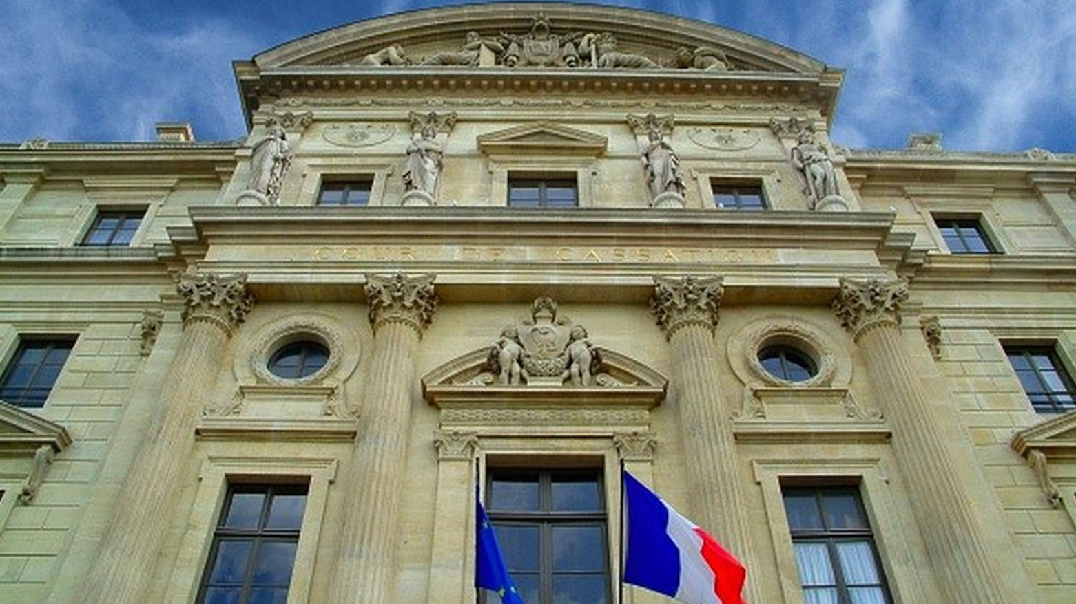 سجن ثلاثة أشخاص في باريس بتهمة التجسس والتدخل لحساب روسيا