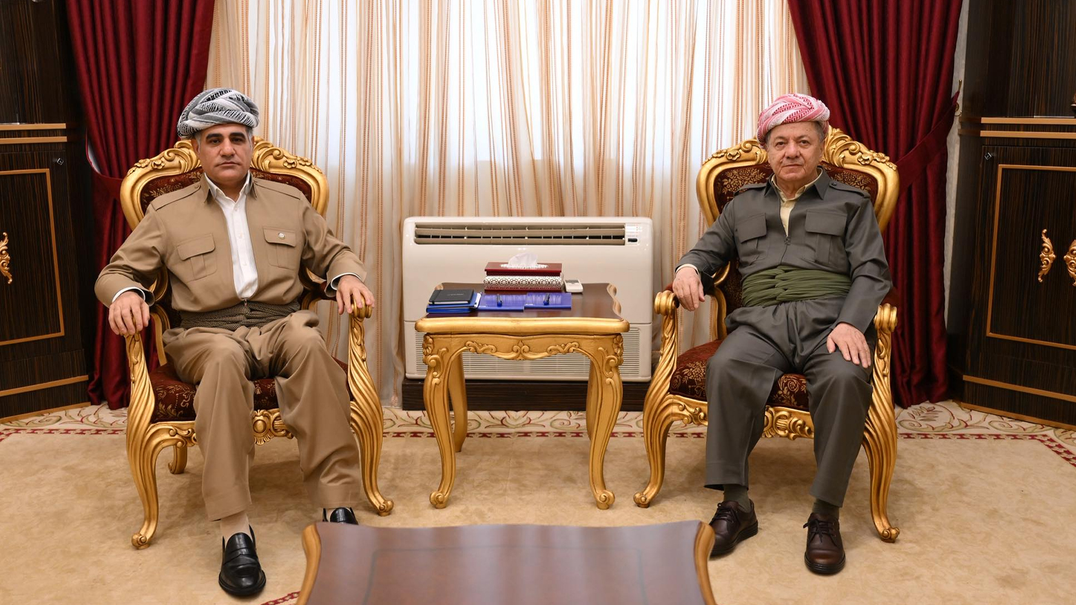 President Masoud Barzani (right) during his meeting with Rahim Rashidi, the Head of the International Relations Office of the Kurdistani Diaspora Confederation, Dec. 1, 2025. (Photo: Barzani Headquarters)