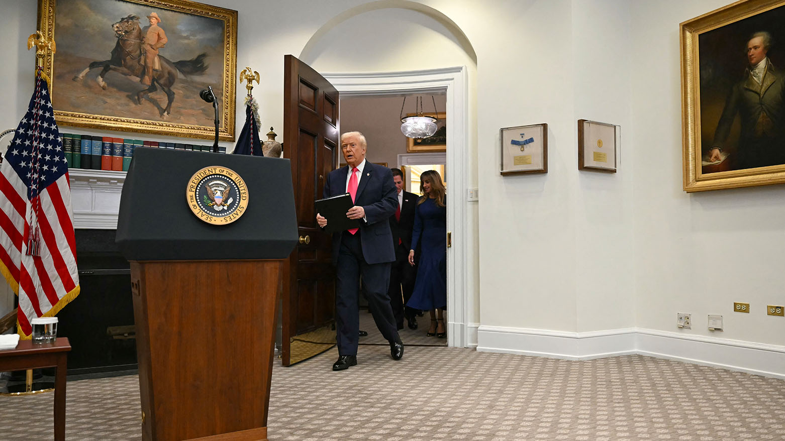 إدارة ترامب تفصل ثمانية قضاة مكلفين شؤون الهجرة في نيويورك