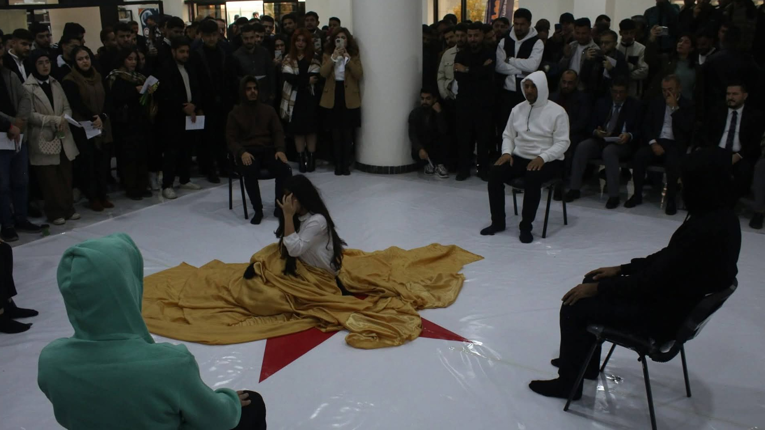 لە کەرکووک شانۆگەری "بازنەی هیوا" نمایشکرا