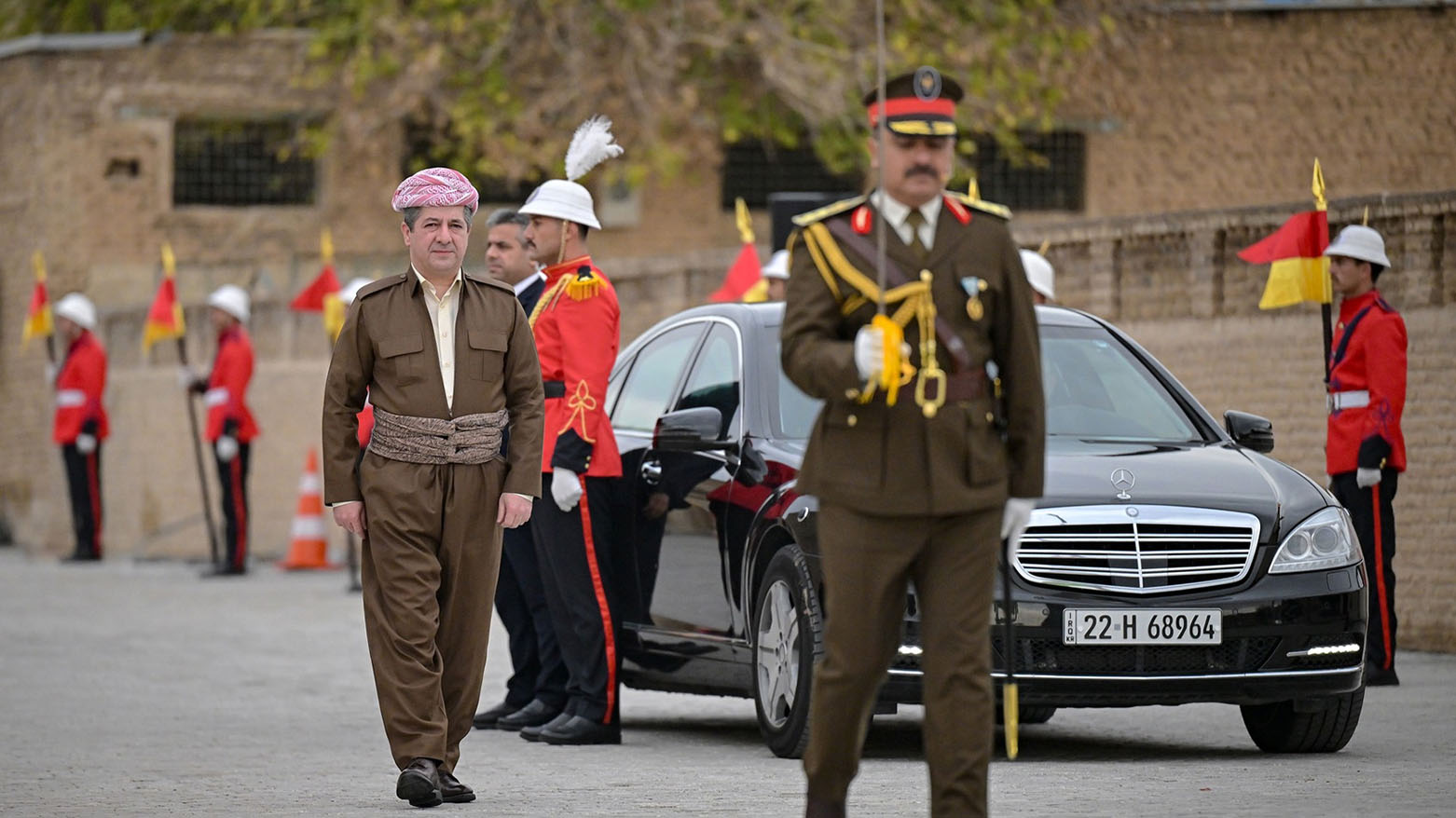 مسرور بارزاني: علم كوردستان هو رمز لشعب كوردستان وعنوانٌ للصمود والتضحيات الجسام