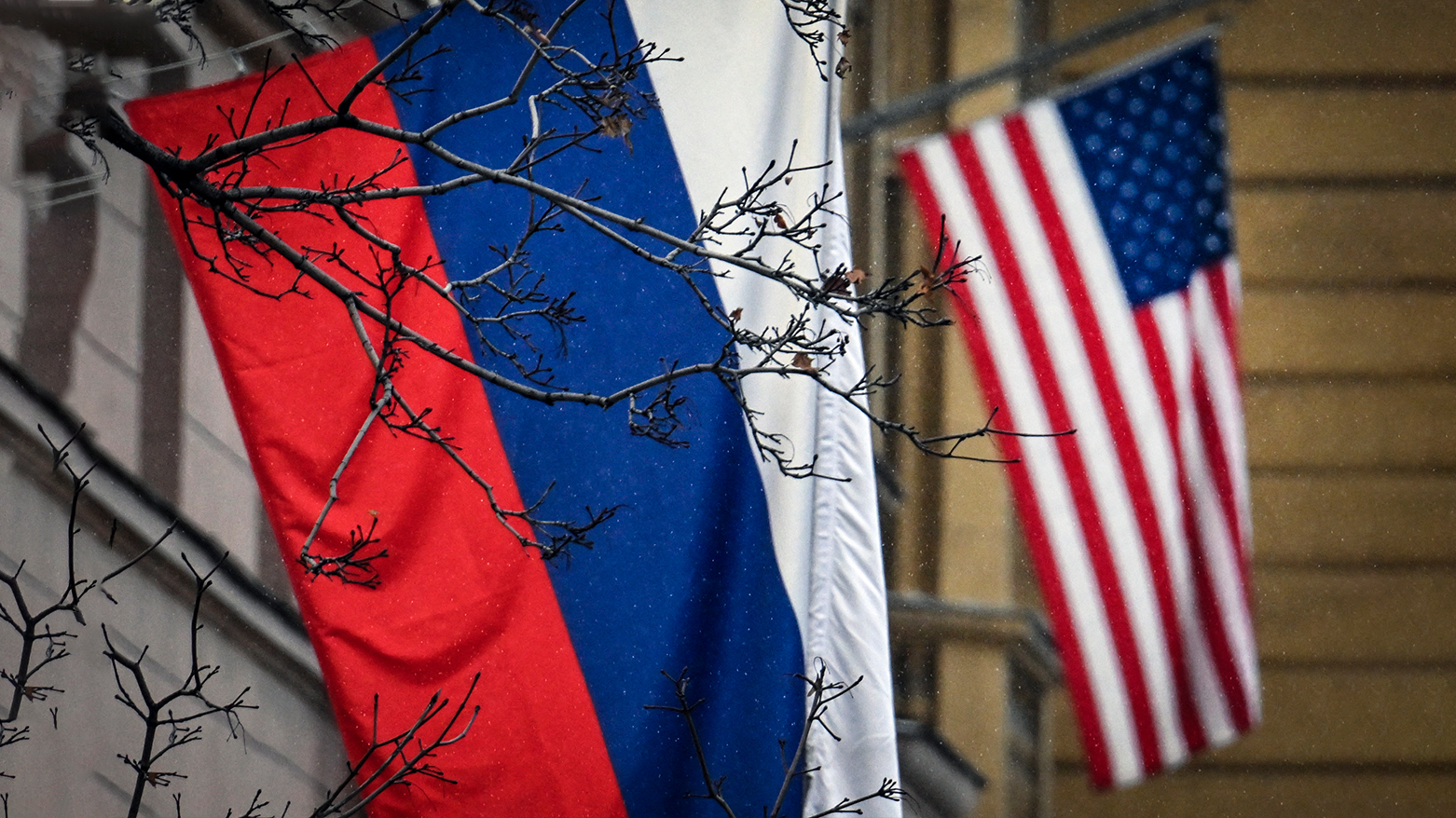 A Russian flag waves in front of a US flag seen at the US Embassy in Moscow on Dec. 15, 2025. (AFP)