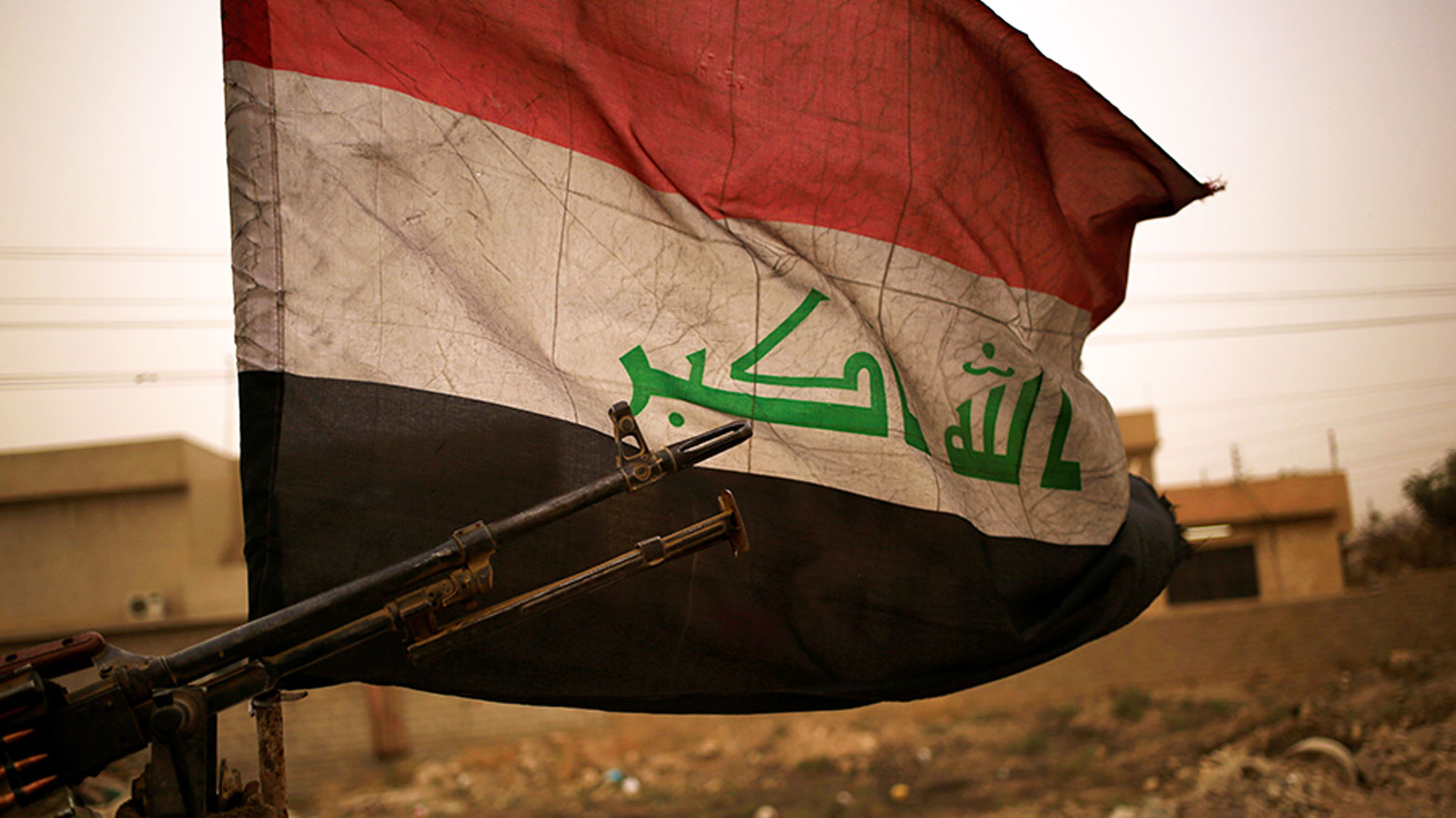 العراق في عين الإعصار.. استراتيجية النجاة ونهاية المنطقة الرمادية