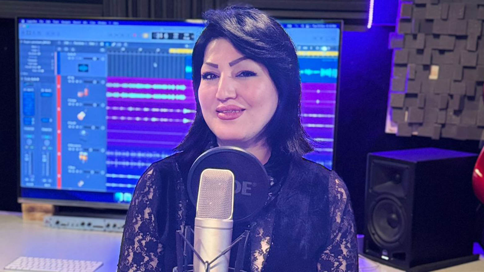 هۆزان دەروێش