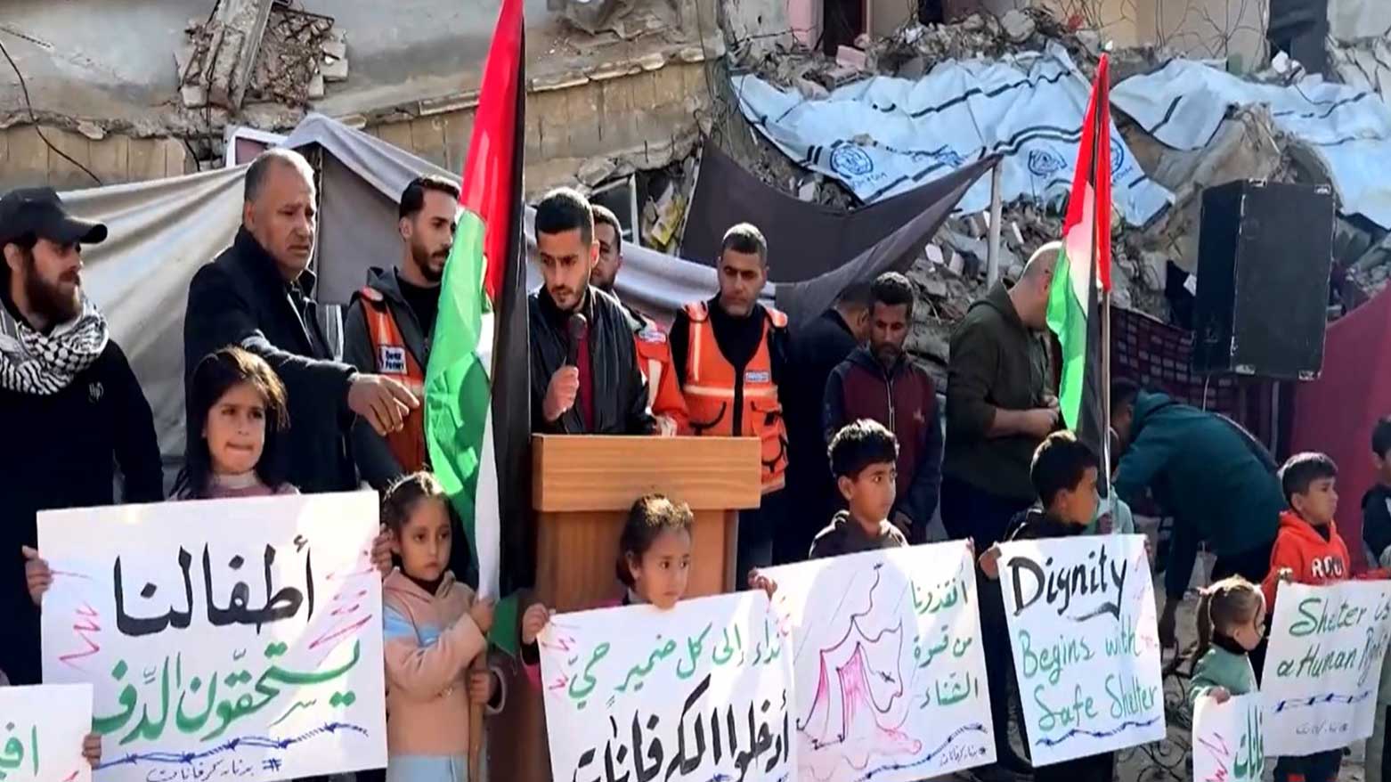 غەززە؛ مردن لەژێر داروپەردووی خانووە داڕووخاوەکاندا خۆی مەڵاس داوە