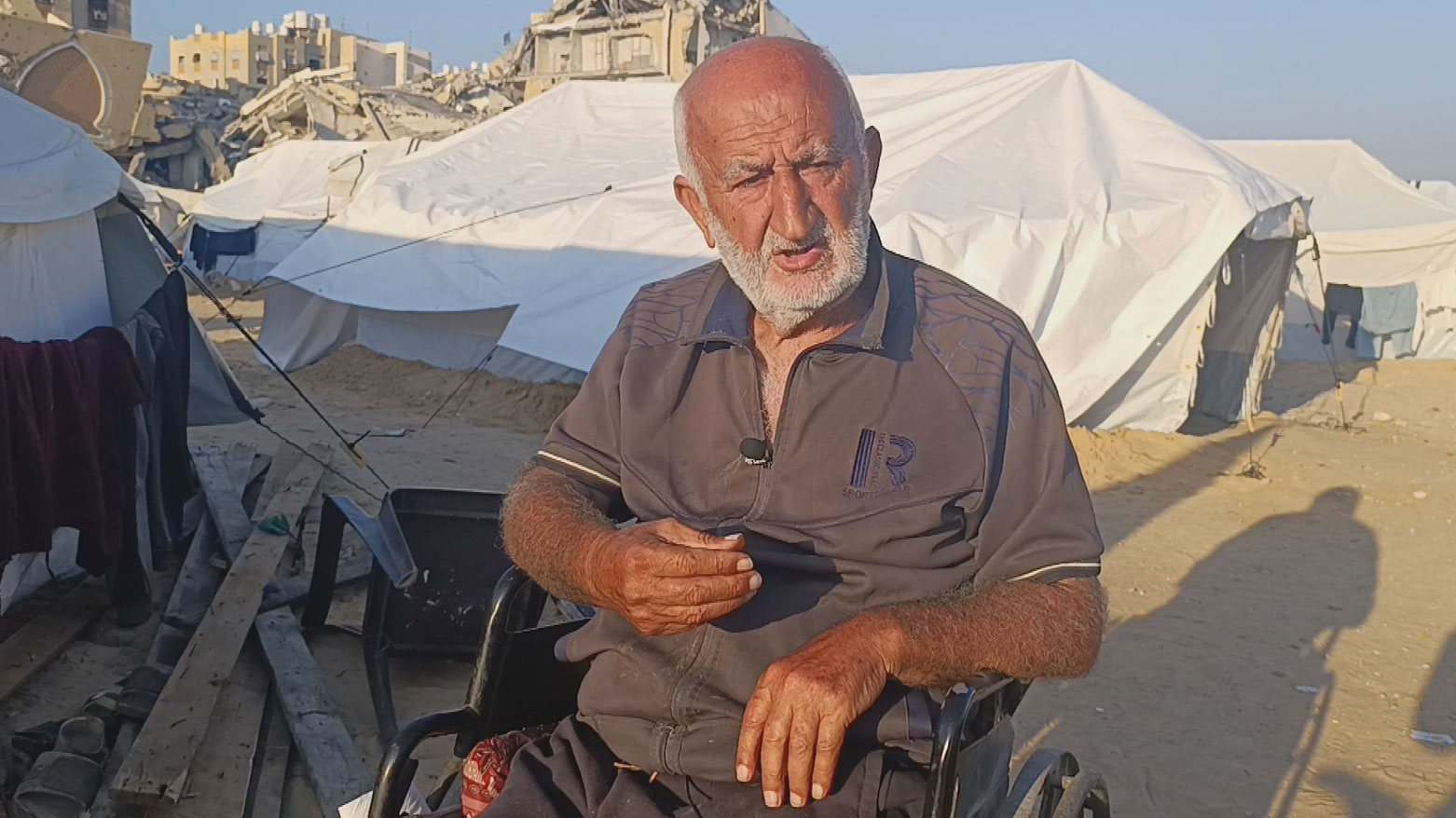 هاووڵاتییەکی کورد لە غەززە خەون بە  گەڕانەوە بۆ کوردستان دەبینێت؛ "دەمویست ببم بە پێشمەرگە"