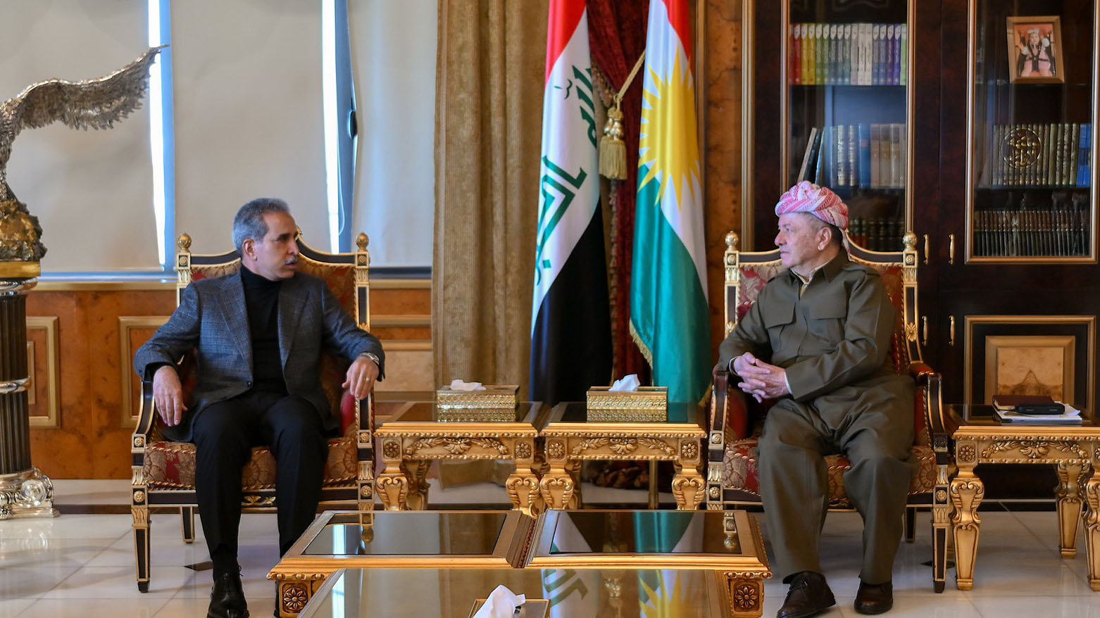 President Masoud Barzani (R), Faiq Zidan, the President of the Supreme Judicial Council of Iraq (L). (Photo: Barzani HQ)