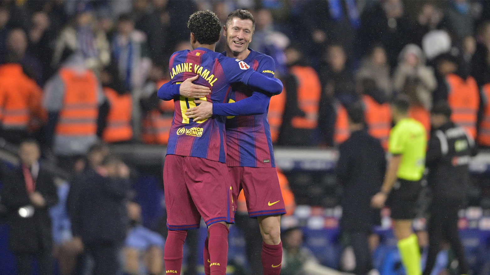 برشلونة يخطف فوزاً ثميناً وقاتلاً في الديربي أمام إسبانيول