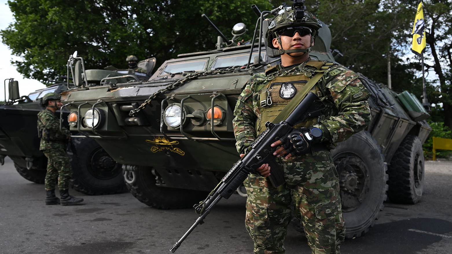 A Colombian soldier stands guard at the border crossing with Venezuela in Cucuta, Colombia, on January 3, 2026, after US forces captured Venezuela's President Nicolas Maduro. (AFP)