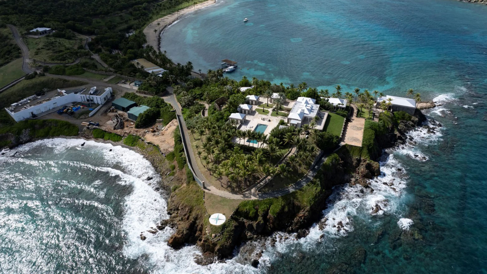 أسرار "جزيرة الخطيئة" حبيسة الأدراج: وزارة العدل الأمريكية تراجع أقل من 1% من ملفات جيفري إبستين