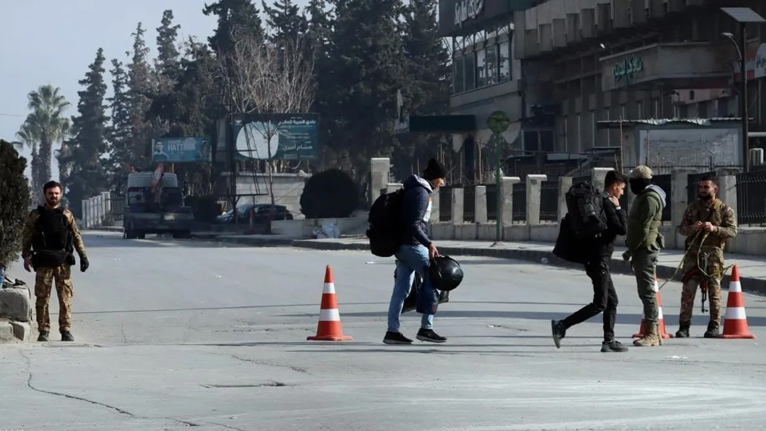 گەڕەکەکانی شێخ مەقسوود و ئەشرەفیە گەمارۆدراون و بە ناوچەی سەربازی ڕاگەیەندران