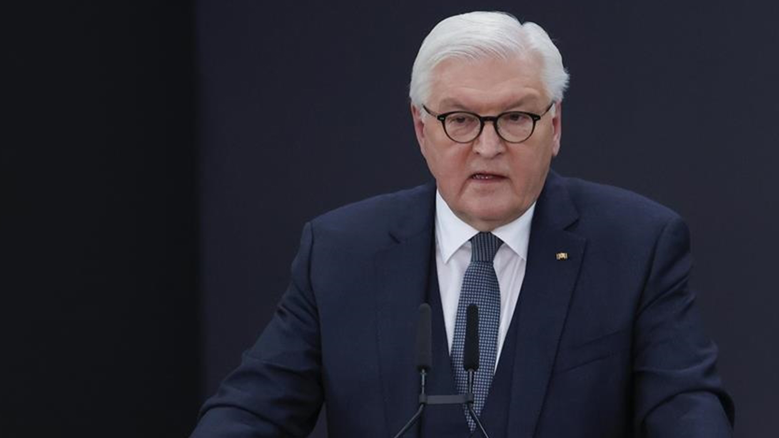 سەرۆکی ئەڵمانیا: کۆشکی سپی دزەکان بێویژدانن ، هەرچییەکیان بوێت دەیبەن