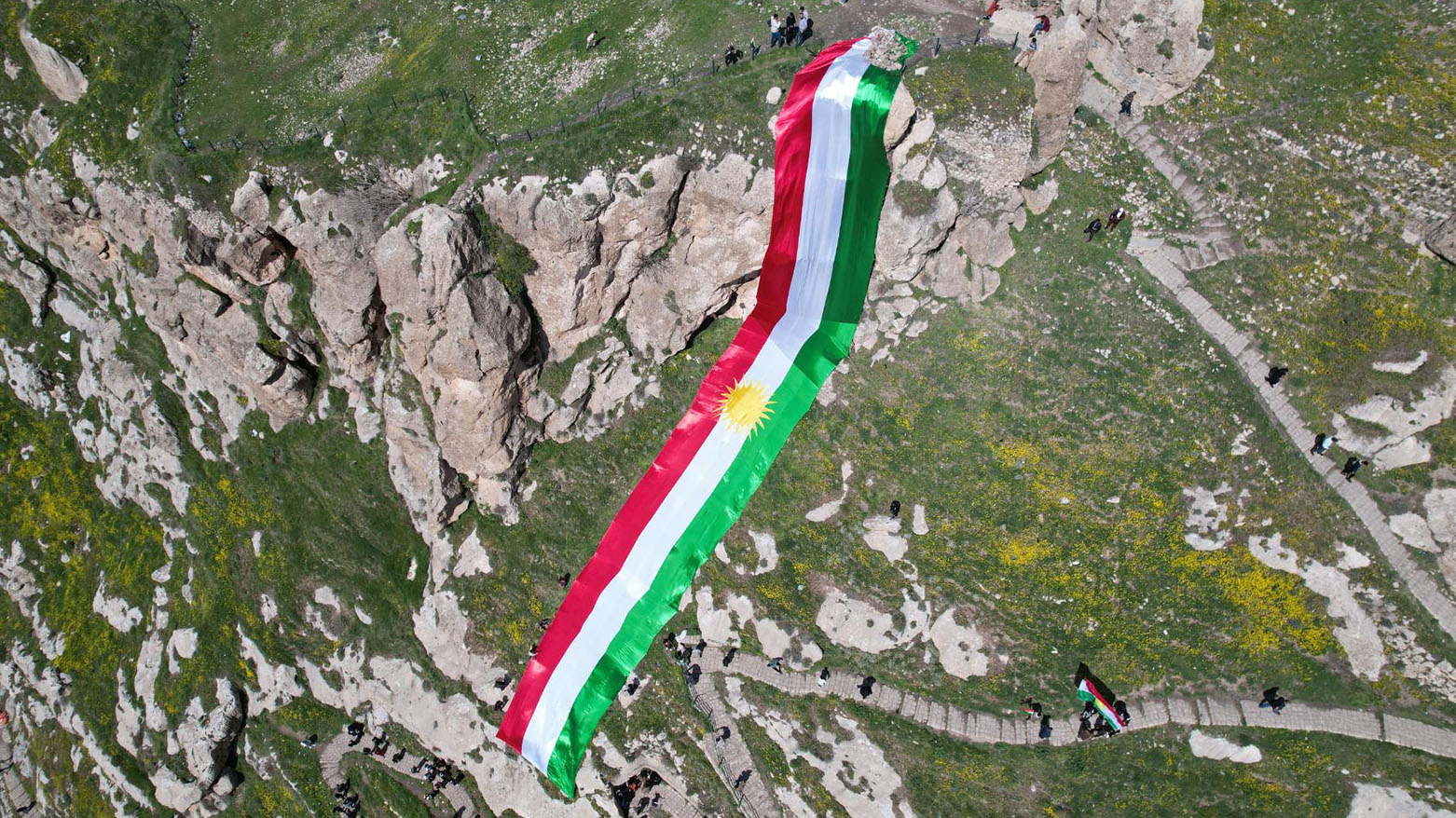 متى ستعقلون أن إرادة الكورد لا تُكسَر.. يا مَن نزل فيكم القرآنُ، أفلا تعقلون؟