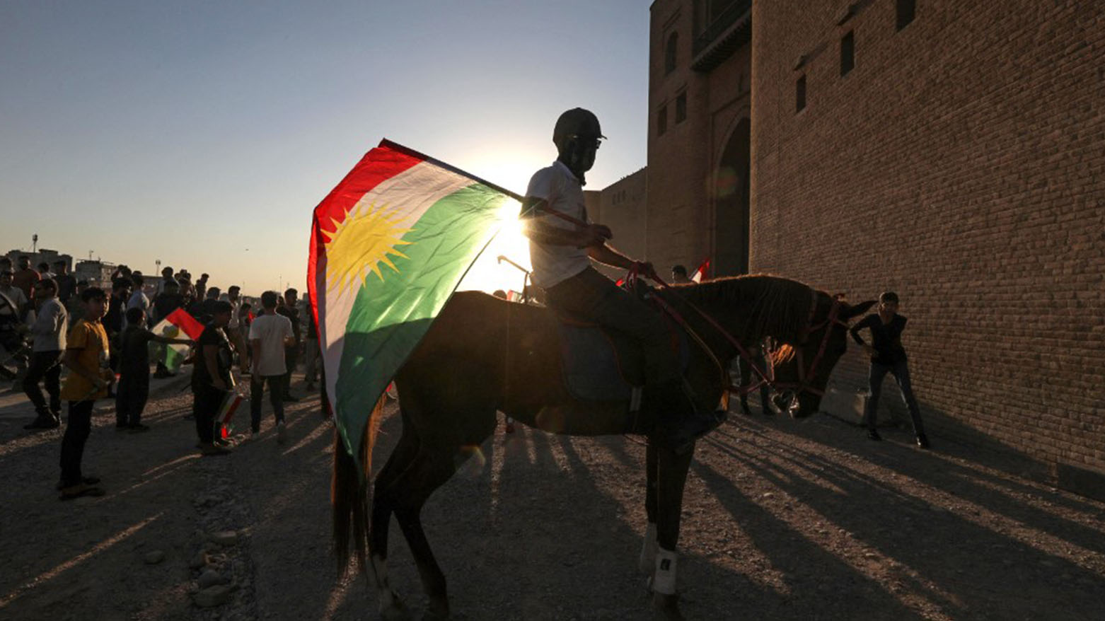 وفي السياسية قيمة مضافة