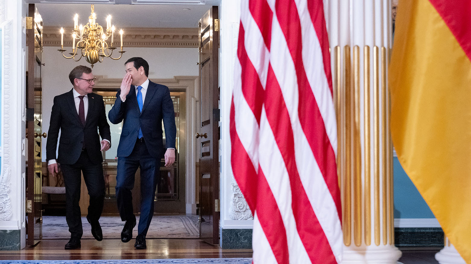 وزير الخارجية الألماني يقلل من خطر هجوم أميركي على غرينلاند لضمها