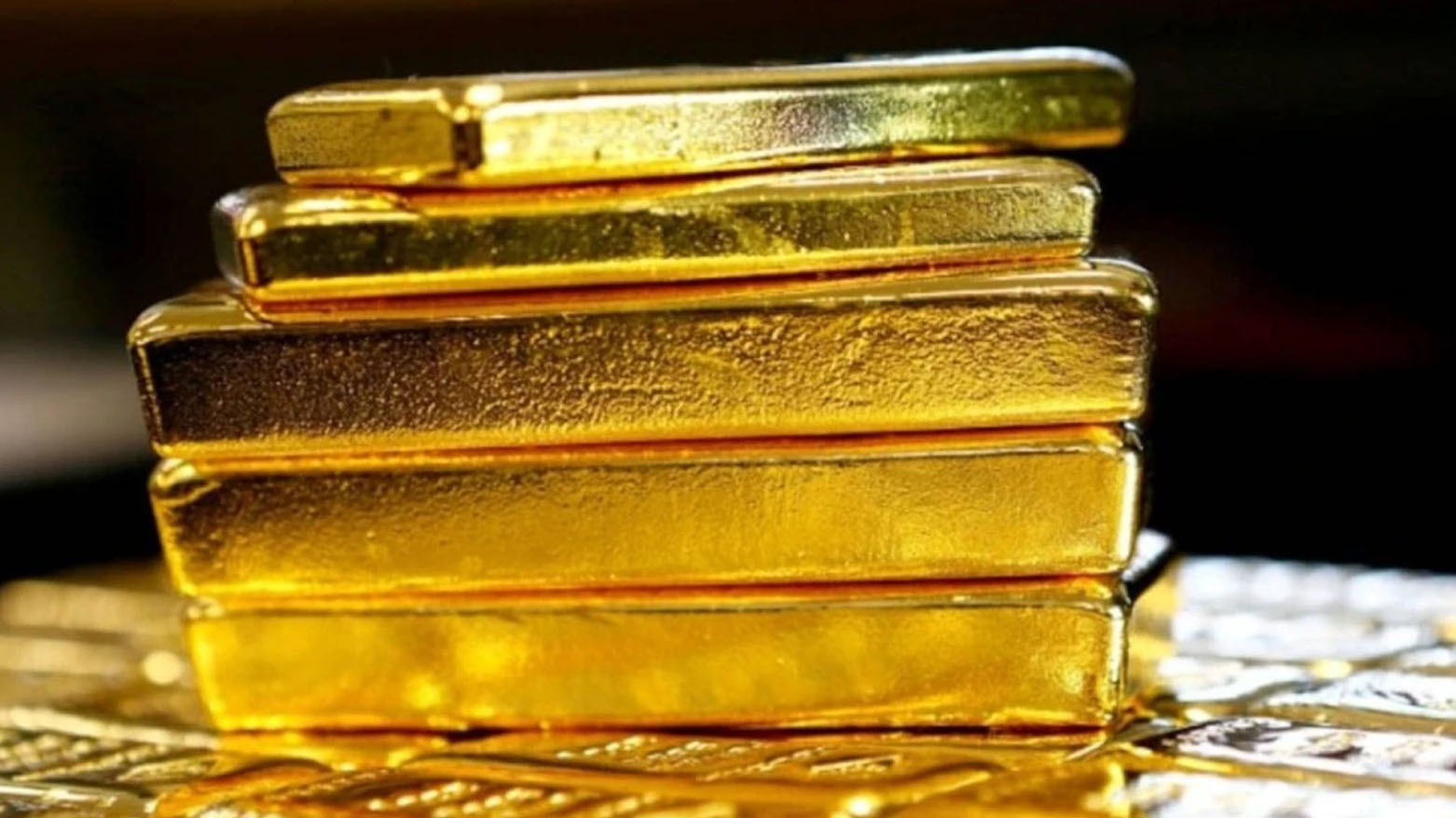 الذهب يتراجع 0.5% وسط جني أرباح بعد اجتيازه 4600 دولار