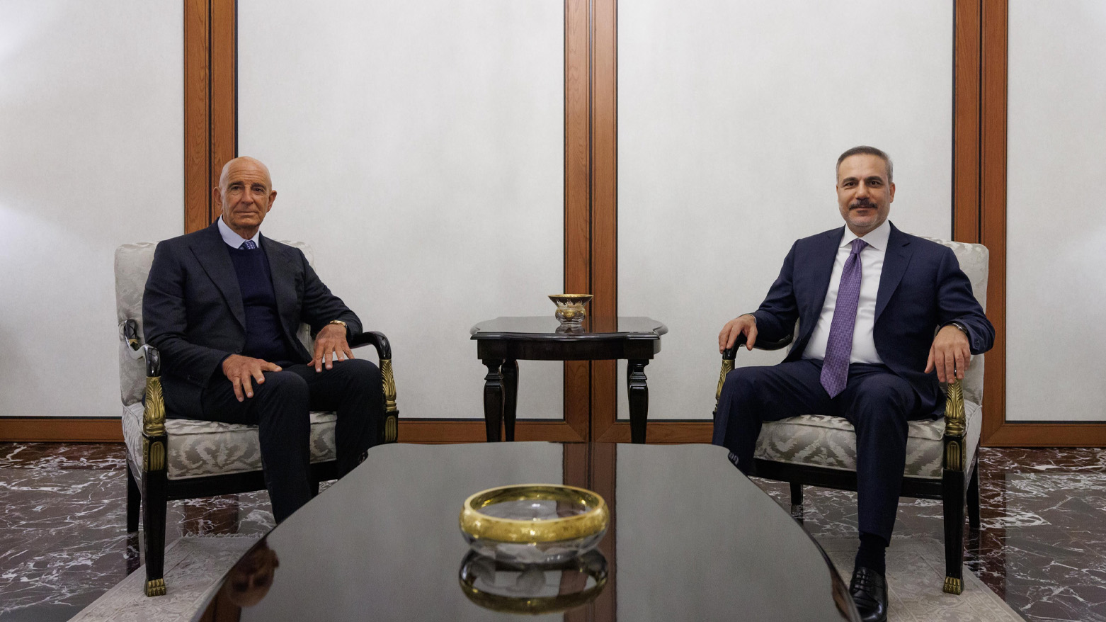 Hakan Fidan ve Tom Barrack bir araya geldi