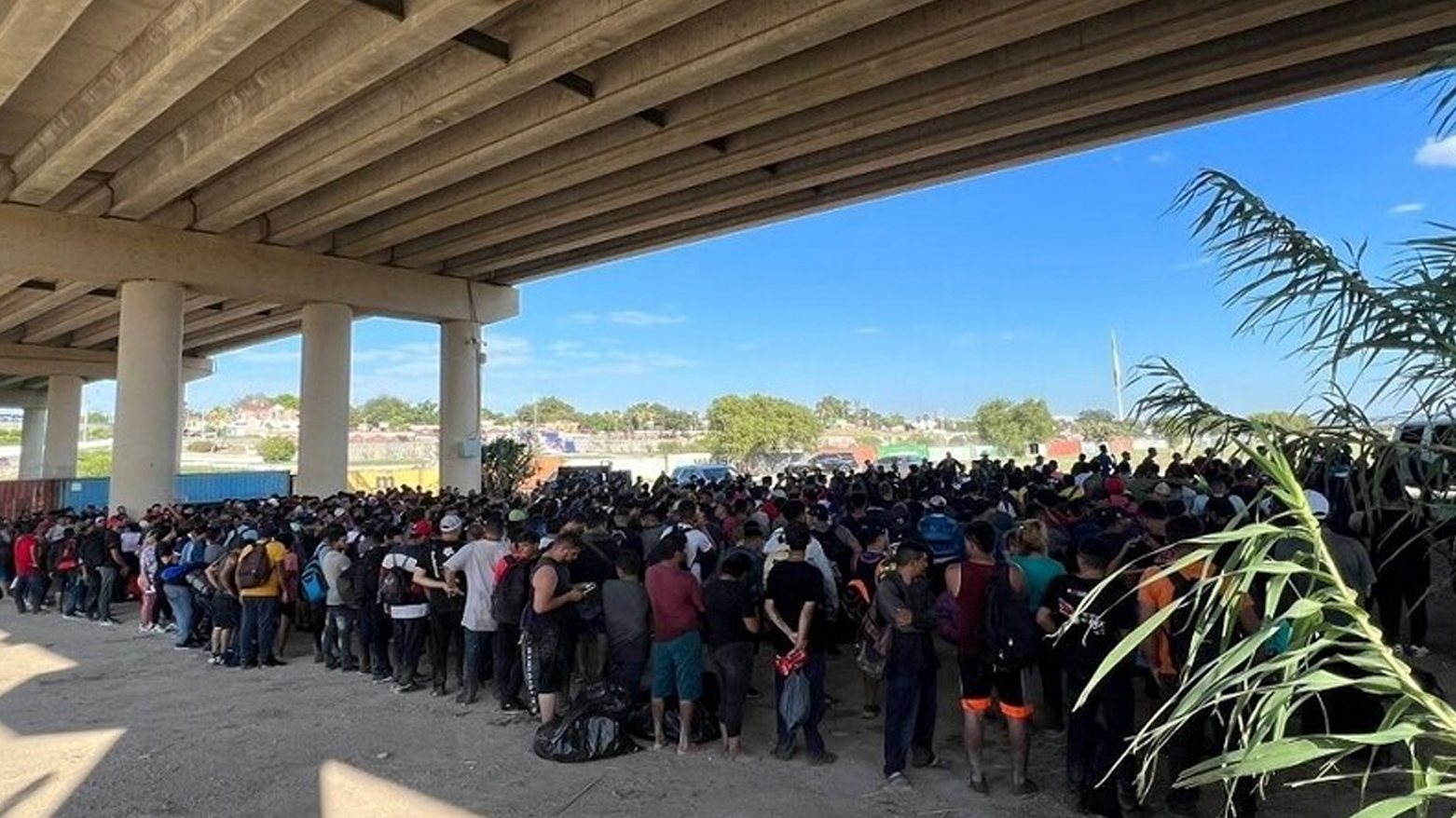 ئەمەریکا پێداچوونەوە بە ڤیزای 55 ملیۆن کەس دەکات