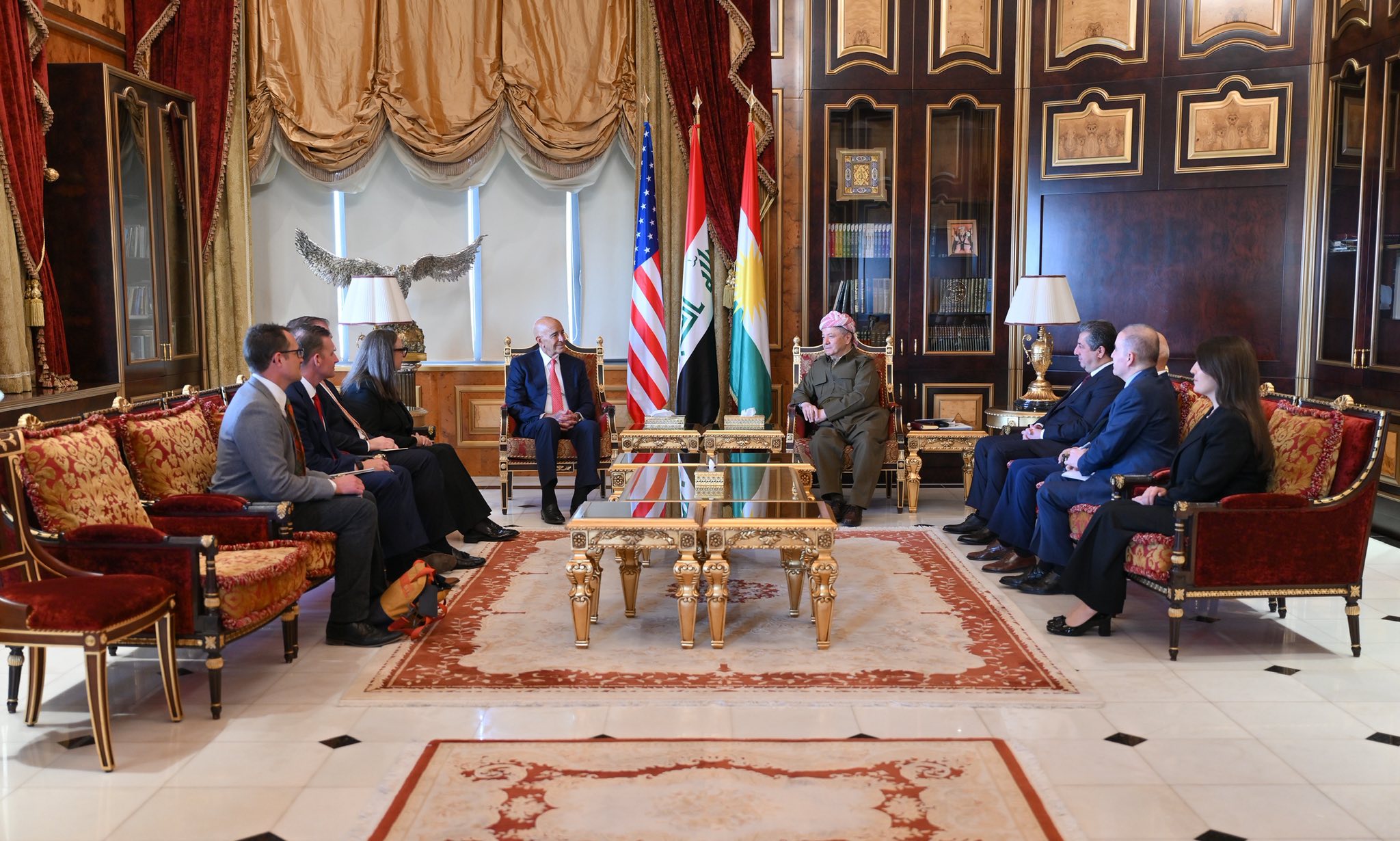 الرئيس بارزاني يستقبل مبعوث الرئيس ترامب لشؤون سوريا: تأكيد على لغة الحوار وضرورة ضمان الحقوق الكوردية