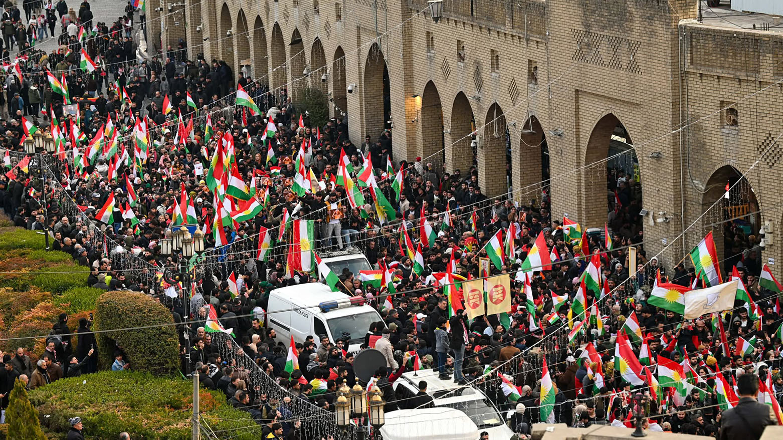 بين غزة وروج آفا