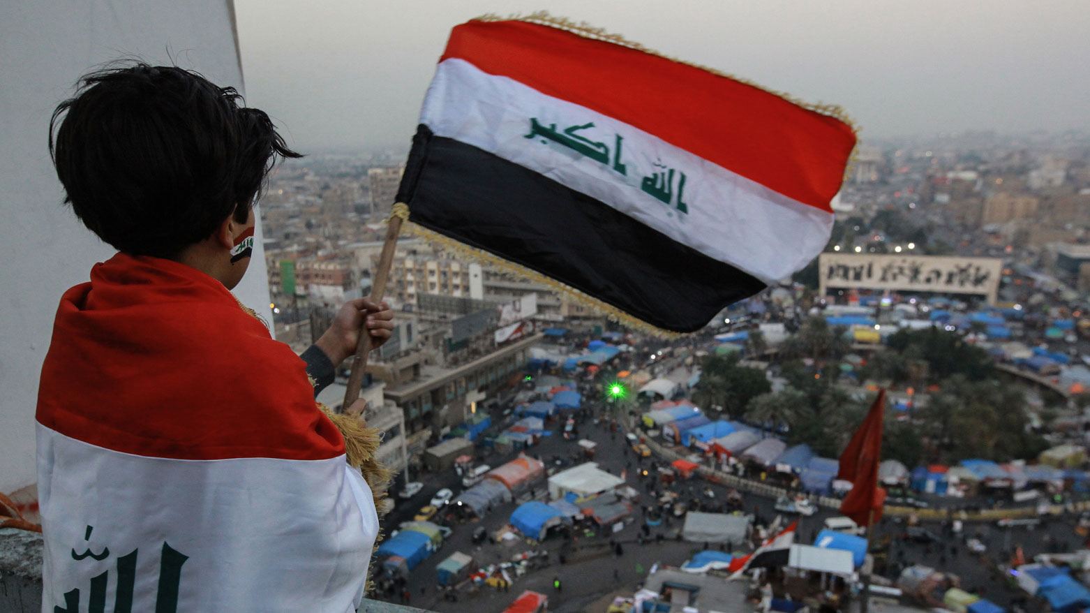 المنطقة على مفترق الطرق