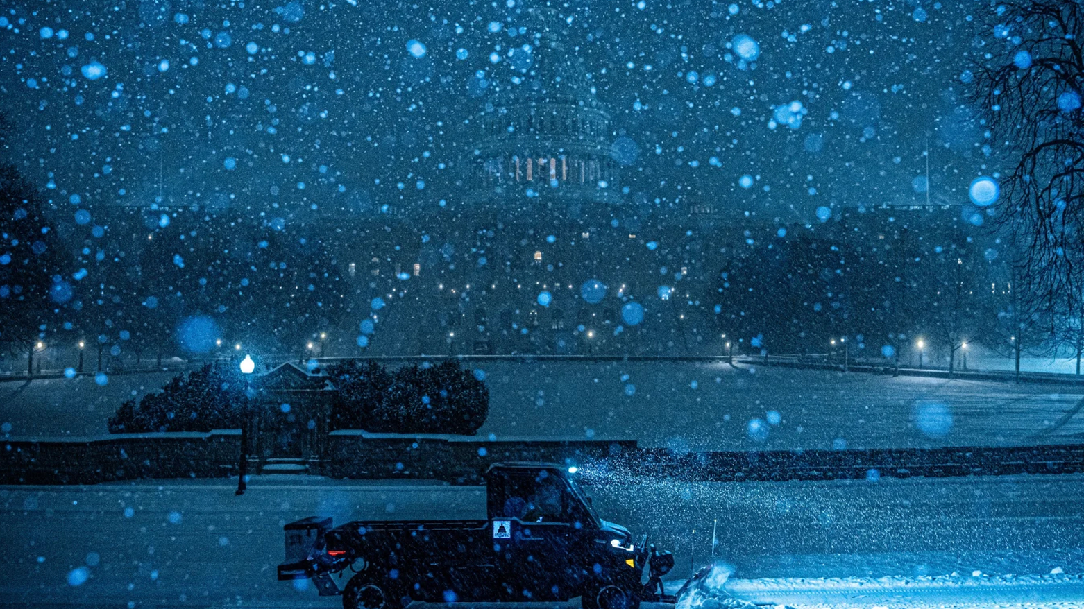 Photostory: Winter Storms Transform U.S. Landscapes and City Life