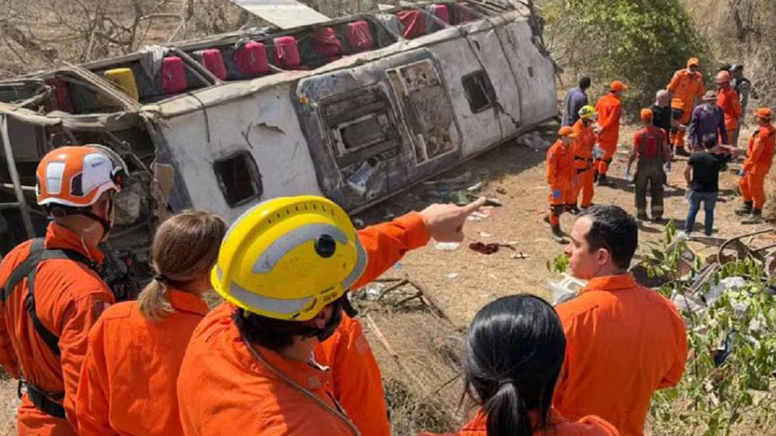 Brezilya'da feci kaza: 16 ölü, 44 yaralı