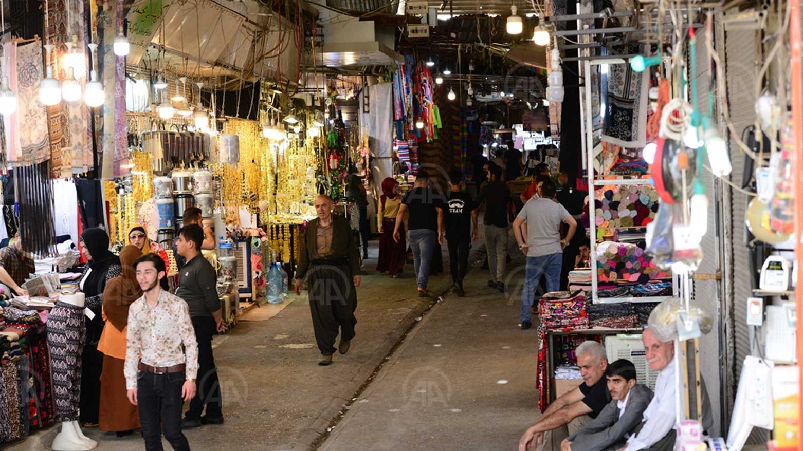 بازاڕی بێمتمانە؛ لە 'قسەی پیاو'ەوە بۆ 'قەیرانی گومان'