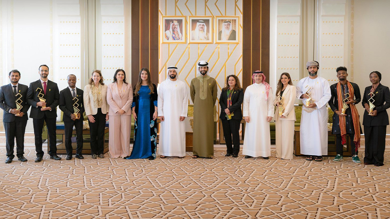 Kurdistan Foundation Director Yara Barzanji (L-6) poses for a group photo with jury panel members and award-winning youth during the King Hamad Award Ceremony for Youth Empowerment, Feb. 15, 2026, in Manama, Bahrain. (Kurdistan24)