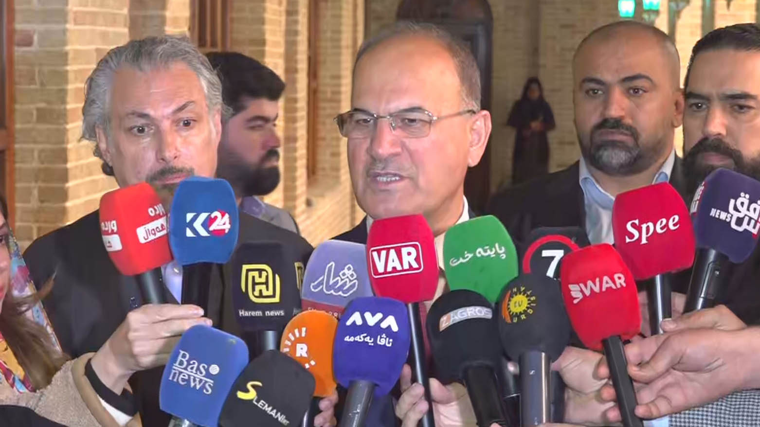 علی حسین می‌گوید نامزد ریاست جمهوری باید توافقی انتخاب شود نه با تصمیم یک طرفه