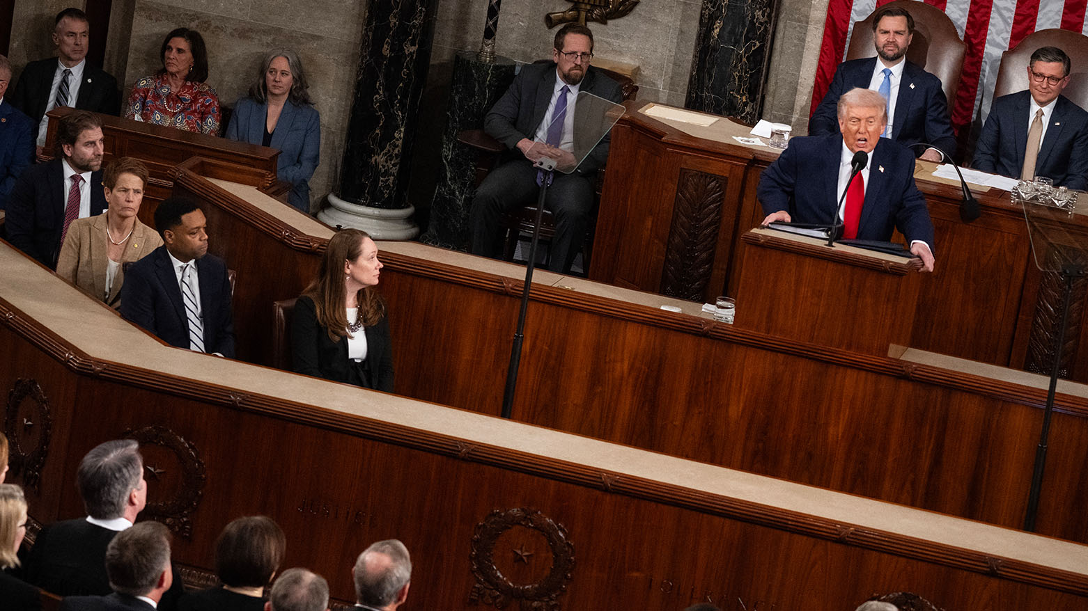 ترامب يتهم إيران بتطوير صواريخ قادرة على ضرب الولايات المتحدة