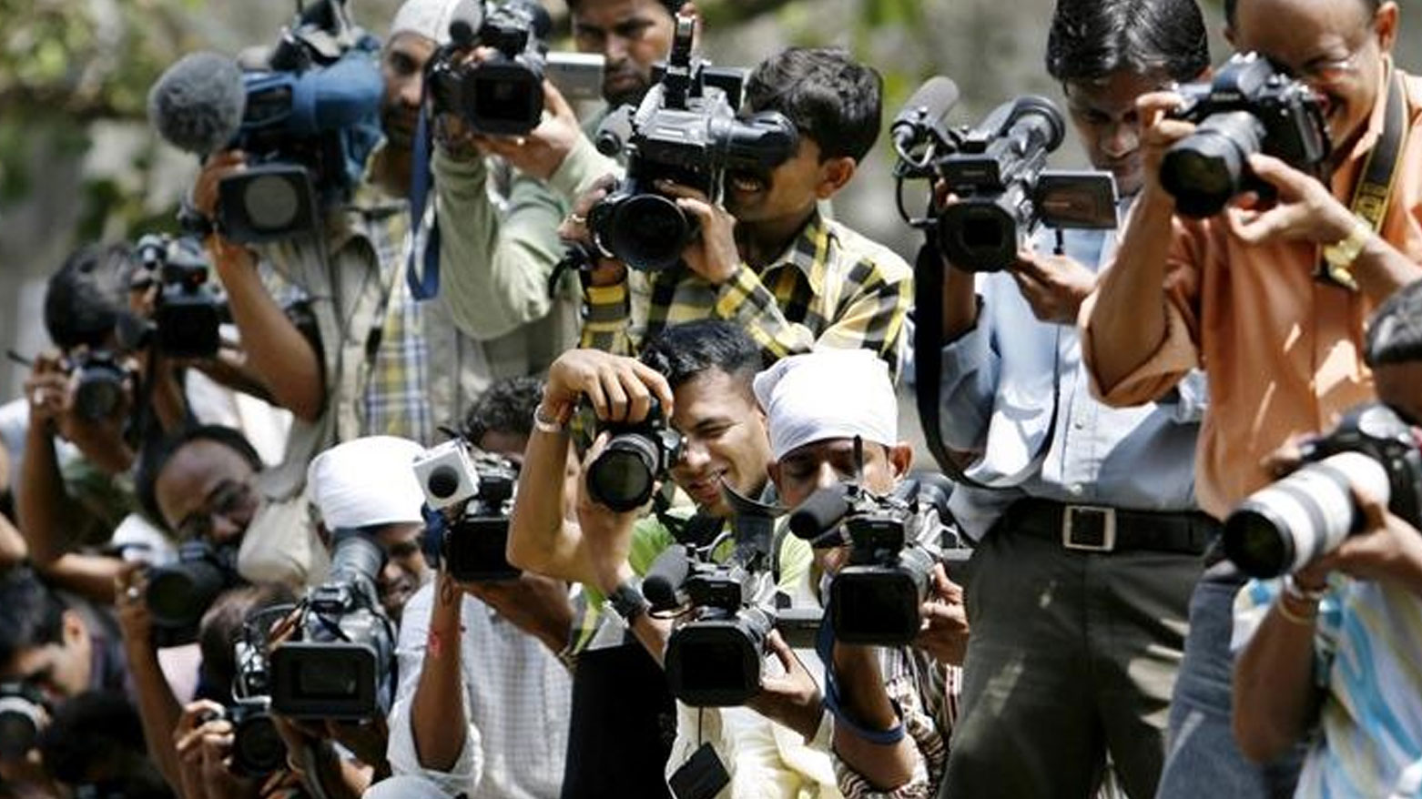 حين تتحوّل الألقاب الاعلامية إلى سلعة