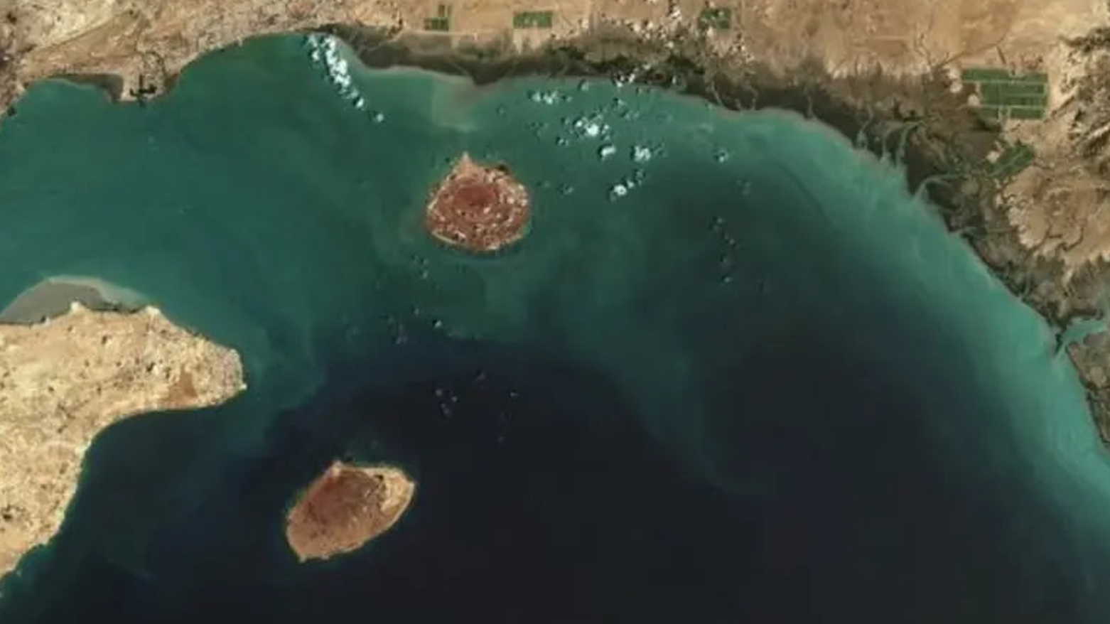 کۆمپانیا ژاپۆنییەکان کارەکانیان لە گەرووی هورمز راگرت