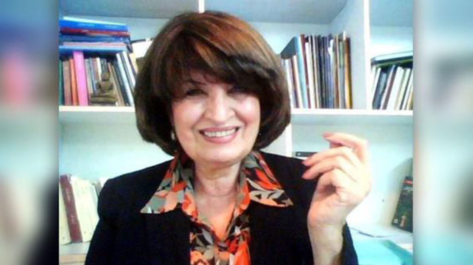 رحيل "سيدة الكتابة".. الأوساط الثقافية تنعى الروائية والمفكرة العراقية الكبيرة لطفية الدليمي