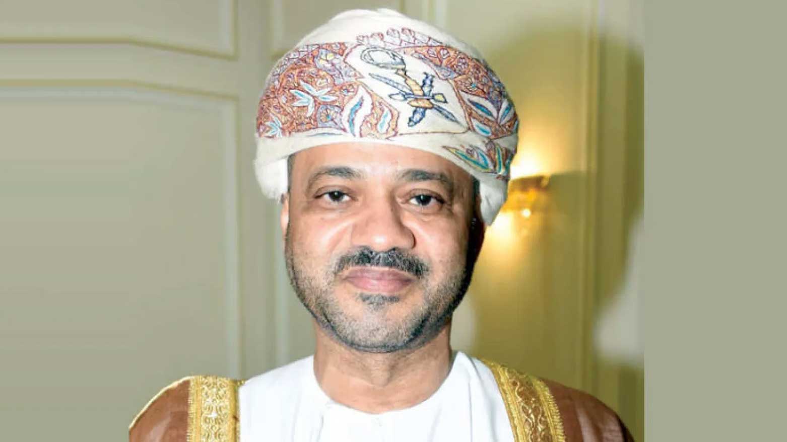 عُمان تحذر من "منعطف خطير" في الشرق الأوسط وتدعو لتغليب الحوار على لغة القوة