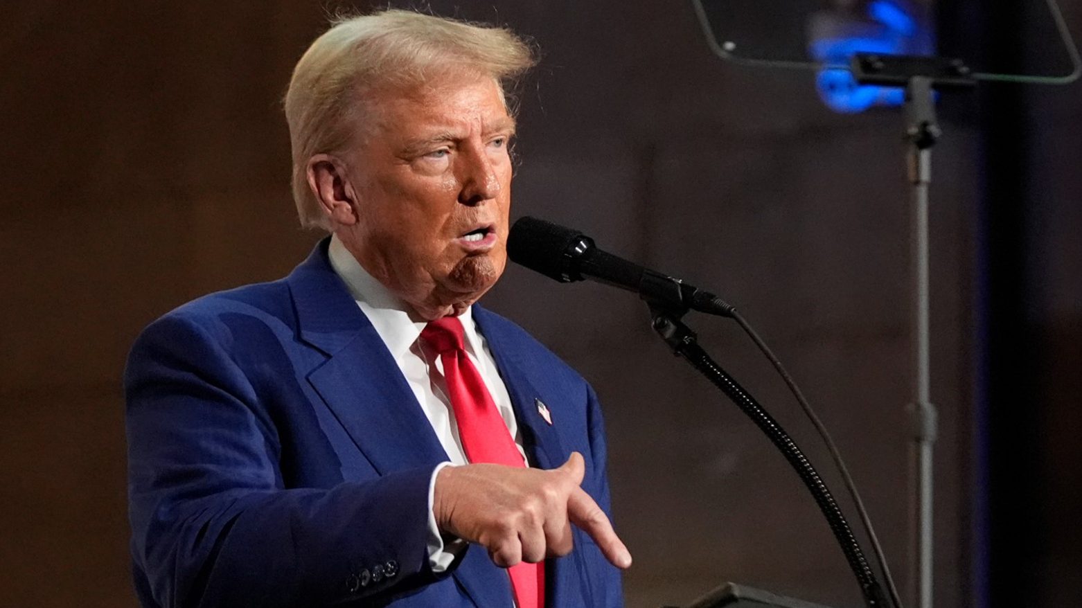 ترەمپ: دەبێت ئێران بۆ دانانی رێبەری نوێ رەزامەندی ئێمە وەربگرێت