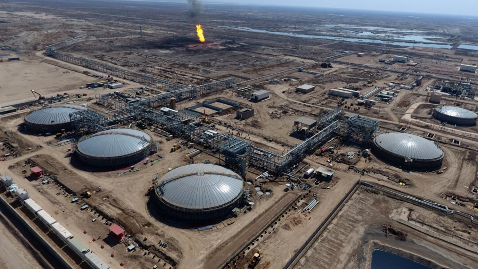 رۆیتەرز: بەرهەمهێنانی نەوتی عێراق بە رێژەی 70% دابەزیوە