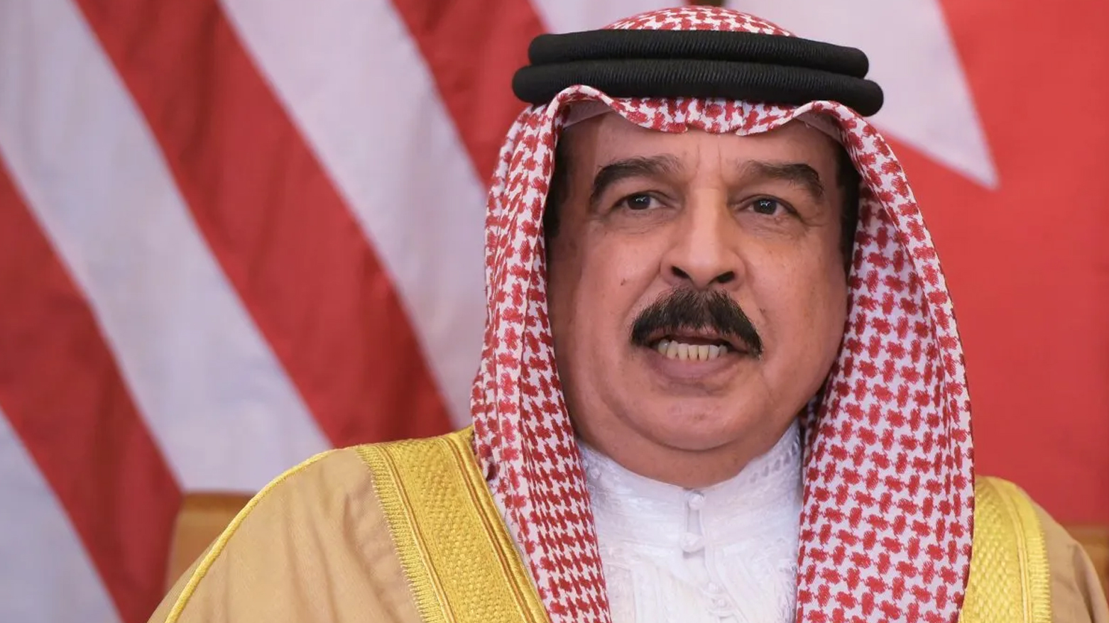 Bahrain's King Hamad bin Isa Al Khalifa takes part in a bilateral meeting with US President Donald Trump at a hotel in Riyadh on May 21, 2017. (AFP)