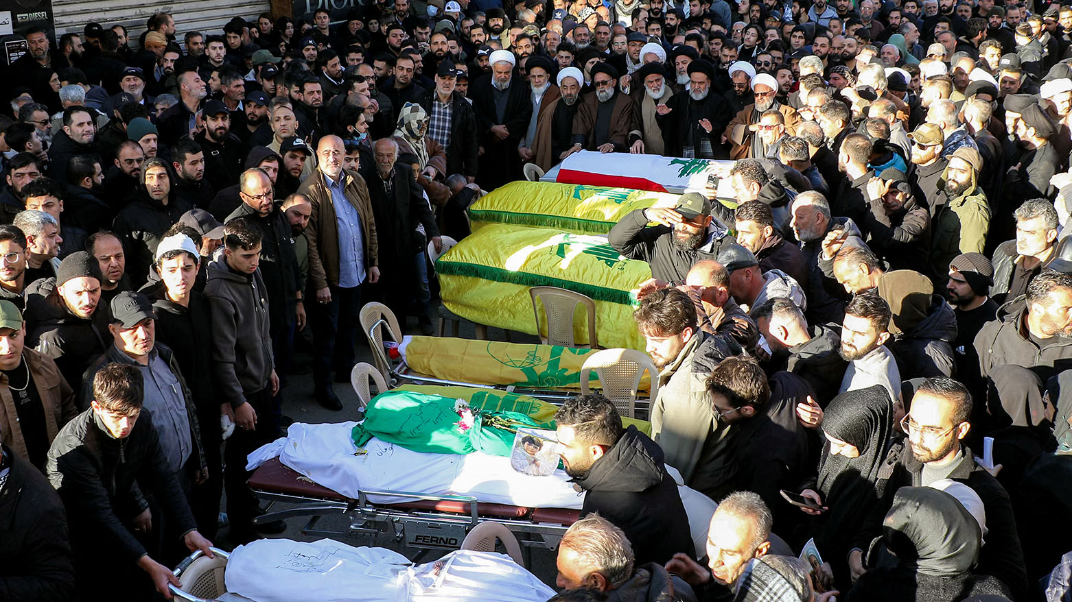 حزب الله يقول إنه "يتصدّى" لقوات إسرائيلية نفّذت إنزالا في شرق لبنان