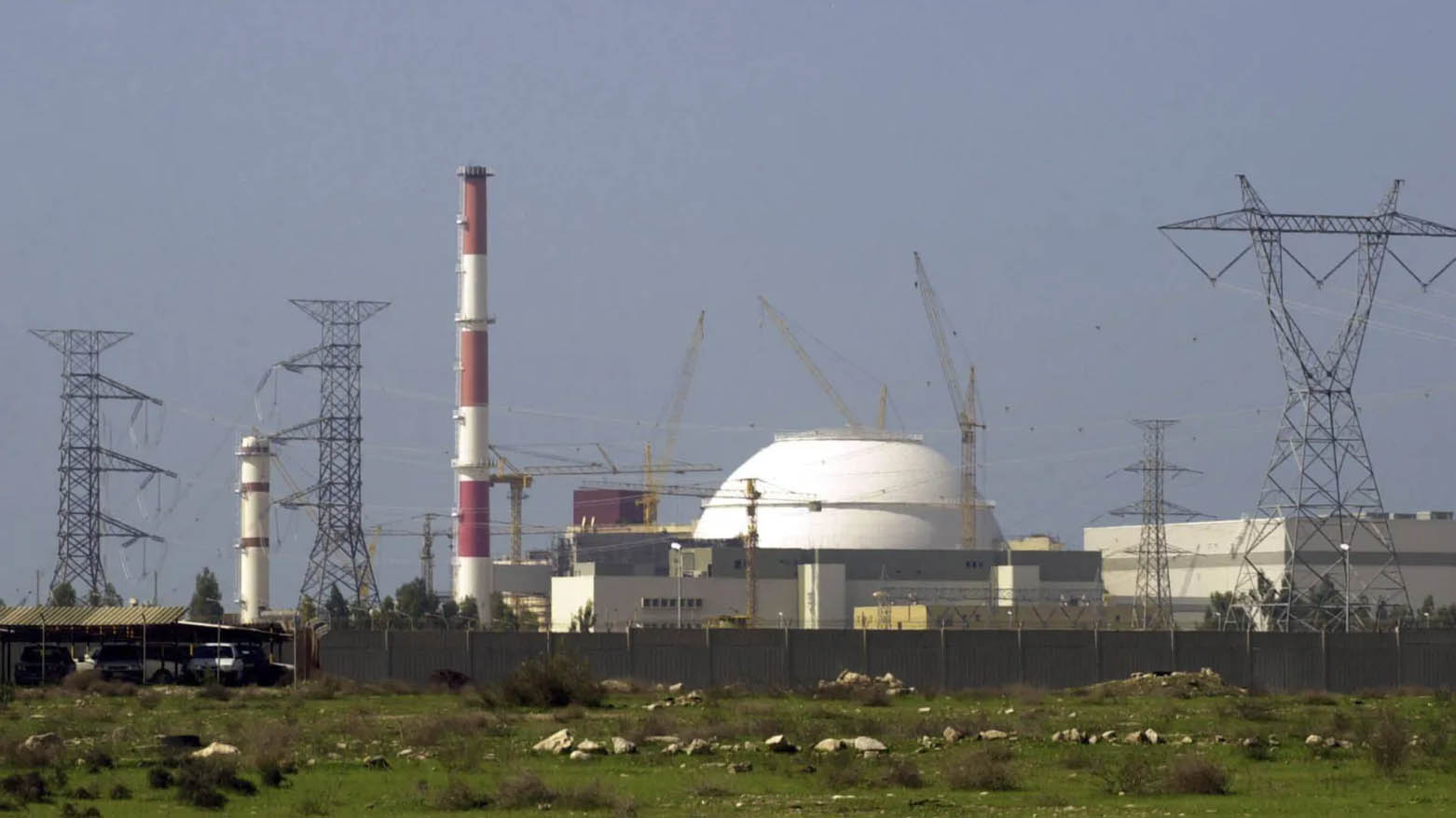 ئاژانسی نێودەوڵەتیی وزەی ئەتۆم: مووشەکێک بەر وێستگەی ئەتۆمیی بوشەهر کەوتووە