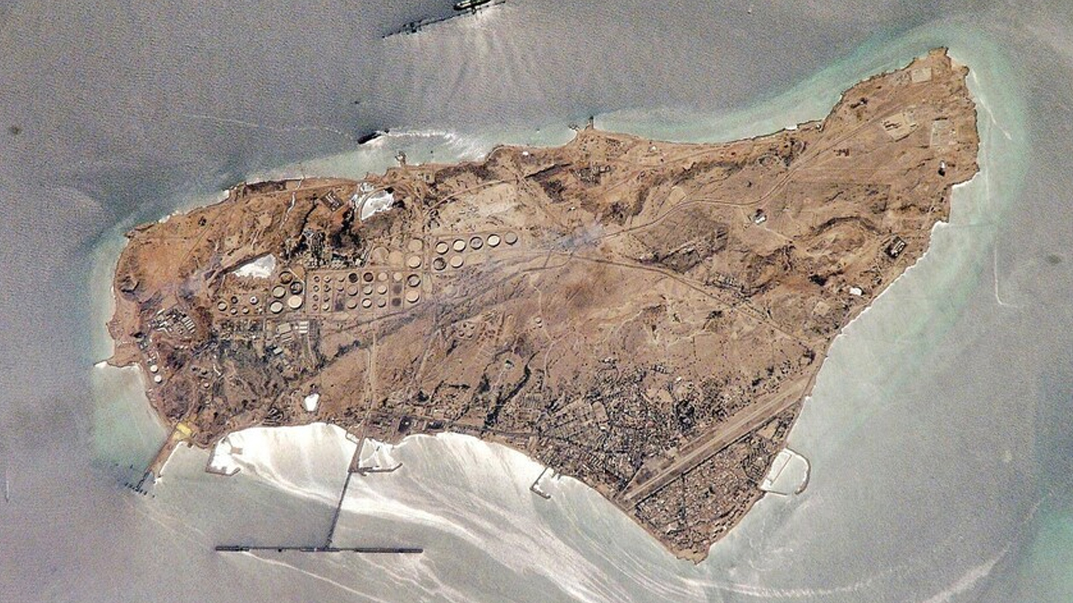 نیویۆرک تایمز: واشنتن پلانی دەستبەسەرداگرتنی دوورگەی خارگی ئێران تاوتوێ دەکات